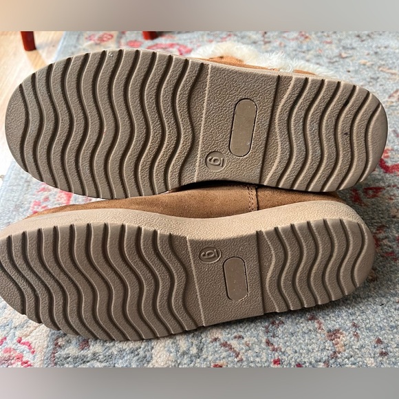 Target Brown Cozy Boots with Cream Fur - Picture 7 of 10